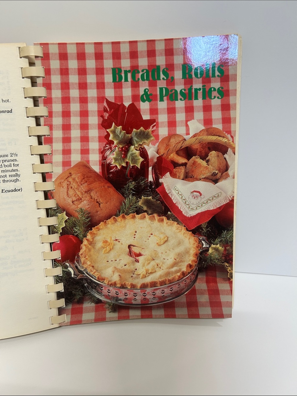 VTG Mary Maxim Holiday Cookbook Craft Patterns Included 1993 Spiral Bound - Picture 4 of 8